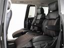 セカンドシートは７人乗りのキャプテンシートタイプとなっております！オットマンも装備してますので、足を伸ばしくつろぐ事が出来ます！