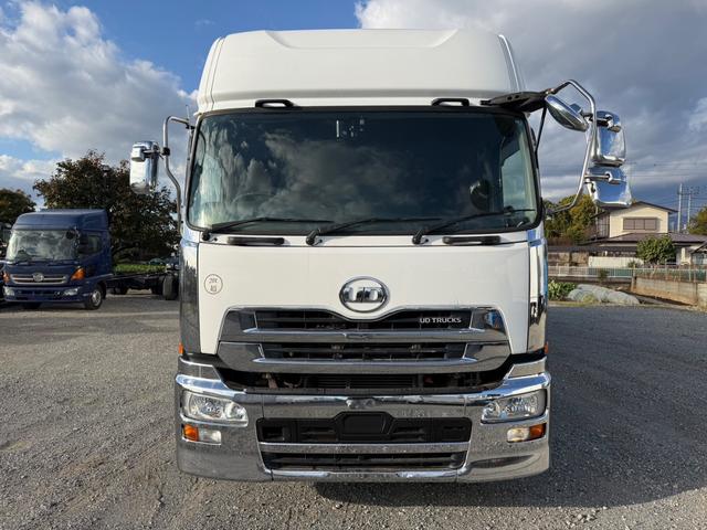 クオン 　予備車検つき（3枚目）