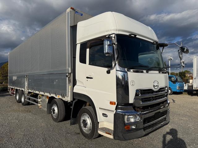 クオン 　予備車検つき（4枚目）