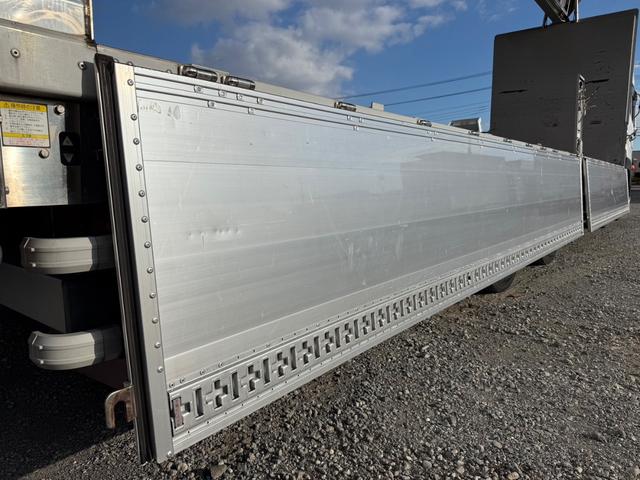 クオン 　予備車検つき（14枚目）