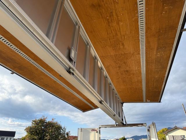 クオン 　予備車検つき（16枚目）