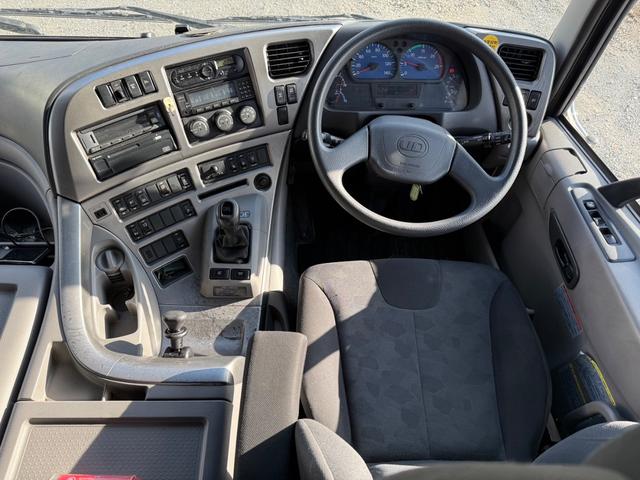 クオン 　予備車検つき（25枚目）