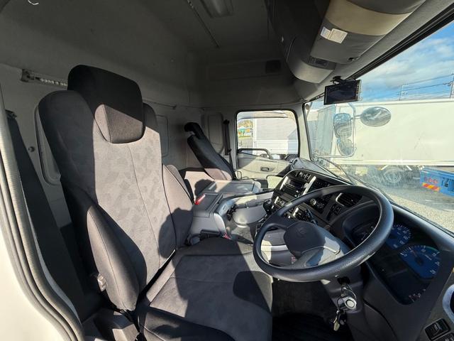 クオン 　予備車検つき（31枚目）