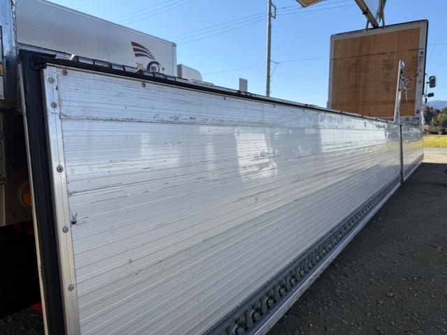 プロフィア 予備車検つき(13枚目)