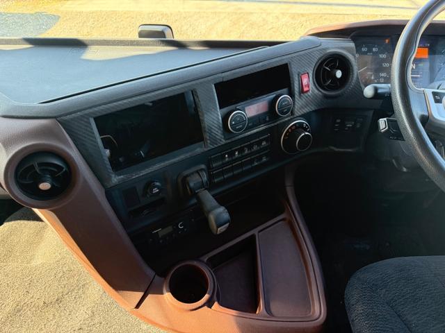 プロフィア 予備車検つき(24枚目)