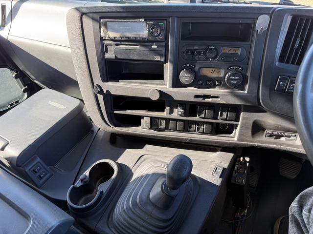 ギガ 予備車検つき(22枚目)