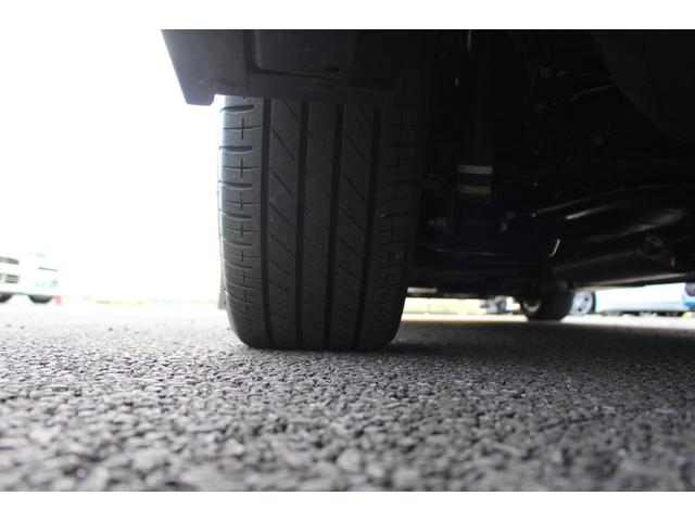 ヴォクシー ハイブリッドＳ－Ｚ　全国対応２年保証付　車検整備付　衝突軽減ブレーキ　後席モニター　ナビＴＶバックモニター　両側パワースライドドア　ＥＴＣ　Ｂｌｕｅｔｏｏｔｈ接続　純正アルミホイール　クルーズコントール　コーナーセンサー（56枚目）