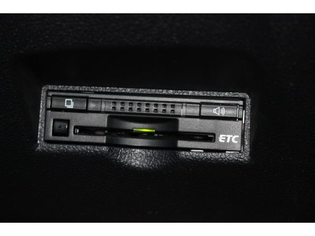 プリウス Ａツーリングセレクション　車検整備付　衝突軽減ブレーキ　ナビ　ＴＶ　バックモニター　エアロパーツ　Ｂｌｕｅｔｏｏｔｈ　社外アルミホイール　シートヒーター　レザーシート　コーナーセンサー　ヘッドアップディスプレイ（10枚目）