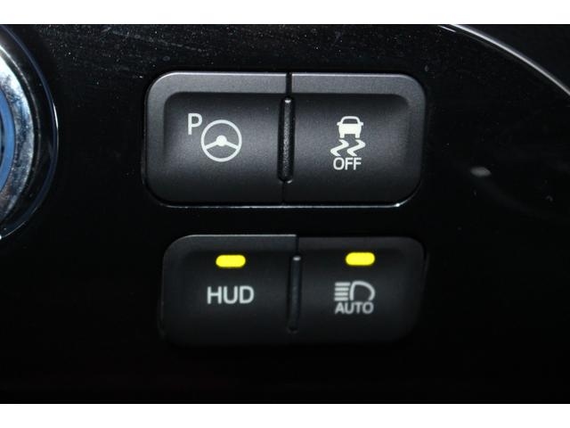 プリウス Ａツーリングセレクション　車検整備付　衝突軽減ブレーキ　ナビ　ＴＶ　バックモニター　エアロパーツ　Ｂｌｕｅｔｏｏｔｈ　社外アルミホイール　シートヒーター　レザーシート　コーナーセンサー　ヘッドアップディスプレイ（11枚目）