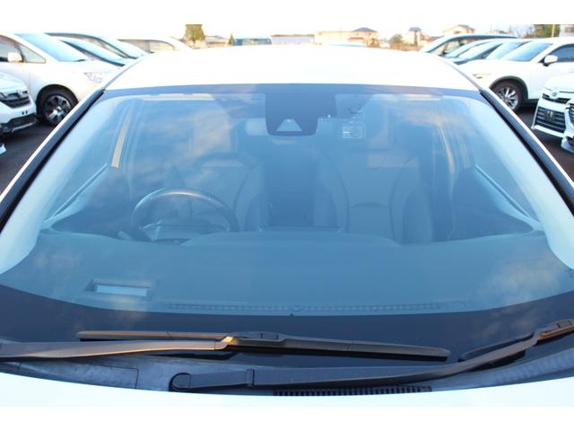 プリウス Ａツーリングセレクション　車検整備付　衝突軽減ブレーキ　ナビ　ＴＶ　バックモニター　エアロパーツ　Ｂｌｕｅｔｏｏｔｈ　社外アルミホイール　シートヒーター　レザーシート　コーナーセンサー　ヘッドアップディスプレイ（40枚目）