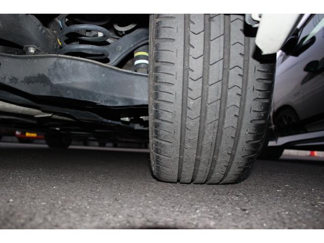 プリウス Ａツーリングセレクション　車検整備付　衝突軽減ブレーキ　ナビ　ＴＶ　バックモニター　エアロパーツ　Ｂｌｕｅｔｏｏｔｈ　社外アルミホイール　シートヒーター　レザーシート　コーナーセンサー　ヘッドアップディスプレイ（49枚目）