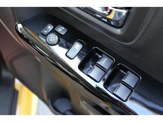 スペーシアカスタム ハイブリッドＸＳ　全国対応２年保証付　車検整備付　衝突軽減ブレーキ　ナビＴＶバックモニター　両側パワースライドドア　スマートキー　Ｂｌｕｅｔｏｏｔｈ　シートヒーター　アイドリングストップ　ハーフレザー　２トーンカラー（60枚目）