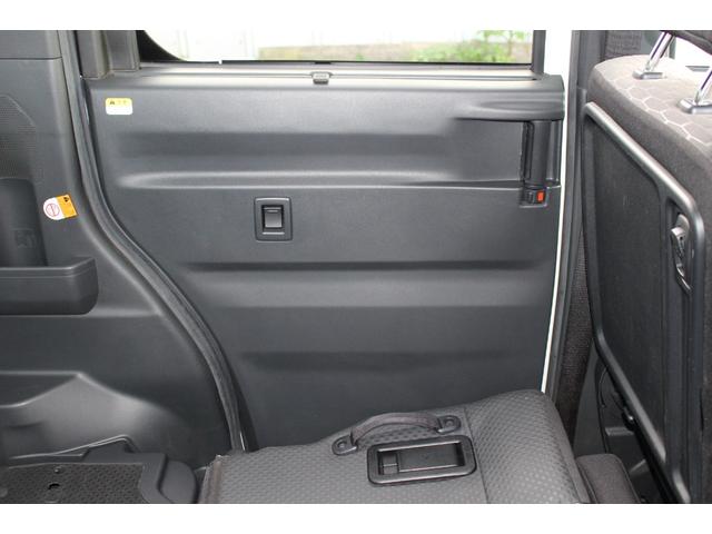 ピクシスメガ Ｇターボ　ＳＡＩＩＩ　全国対応２年保証付　車検整備付　衝突軽減ブレーキ　ナビＴＶ　バックモニター　両側パワースライドドア　ＥＴＣ　スマートキー　Ｂｌｕｅｔｏｏｔｈ　ターボ　アイドリングストップ　オートハイビーム　横滑り防止（28枚目）