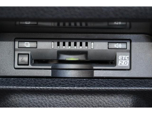 エスクァイア ハイブリッドGiプレミアムパッケジブラックテーラード 全国対応2年保証付 車検整備付 モデリスタエアロ 衝突軽減ブレーキ ナビTVバックモニター フリップダウンモニター 両側パワースライドドア ETC Bluetooth シートヒーター コーナーセンサー(11枚目)