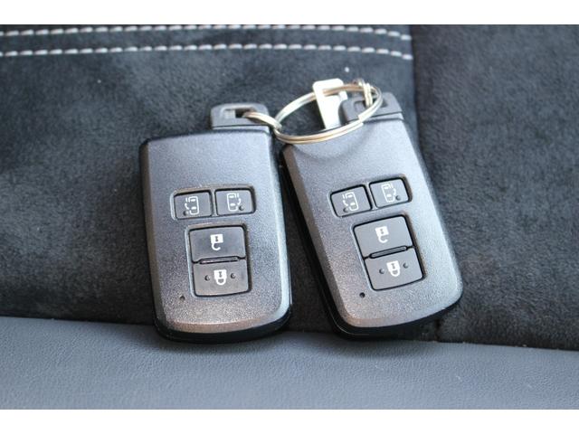 エスクァイア ハイブリッドGiプレミアムパッケジブラックテーラード 全国対応2年保証付 車検整備付 モデリスタエアロ 衝突軽減ブレーキ ナビTVバックモニター フリップダウンモニター 両側パワースライドドア ETC Bluetooth シートヒーター コーナーセンサー(24枚目)