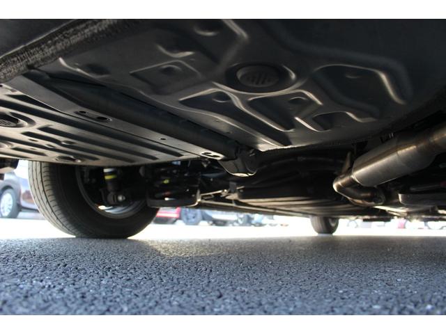 エスクァイア ハイブリッドGiプレミアムパッケジブラックテーラード 全国対応2年保証付 車検整備付 モデリスタエアロ 衝突軽減ブレーキ ナビTVバックモニター フリップダウンモニター 両側パワースライドドア ETC Bluetooth シートヒーター コーナーセンサー(61枚目)