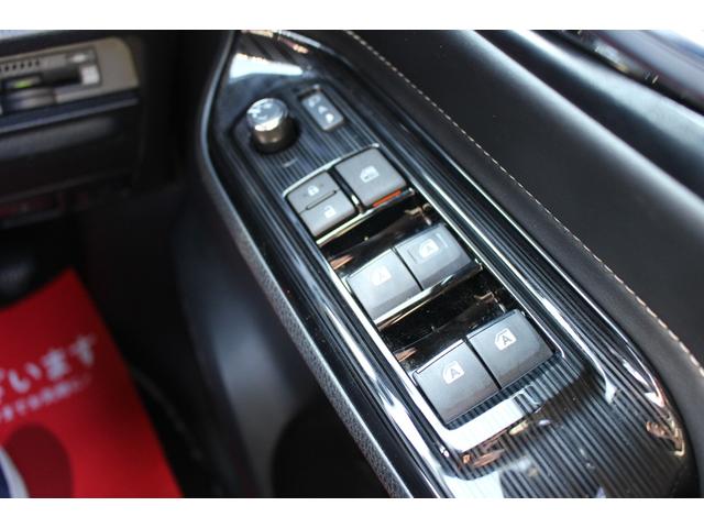 エスクァイア ハイブリッドGiプレミアムパッケジブラックテーラード 全国対応2年保証付 車検整備付 モデリスタエアロ 衝突軽減ブレーキ ナビTVバックモニター フリップダウンモニター 両側パワースライドドア ETC Bluetooth シートヒーター コーナーセンサー(65枚目)