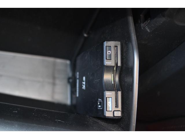 ＣＸ－８ ＸＤプロアクティブ　全国対応２年保証付　車検整備付　衝突軽減ブレーキ　ナビＴＶバックモニター　全周囲カメラ　フリップダウンモニター　Ｂｌｕｅｔｏｏｔｈ接続　ＥＴＣ　純正アルミホイール　３列シート　アイドリングストップ（7枚目）