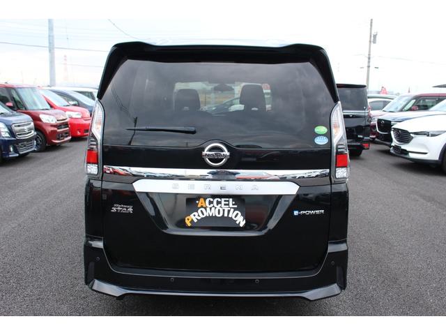 セレナ ｅ－パワー　ハイウェイスターＶ　車検整備付　衝突軽減ブレーキ　フリップダウンモニター　ナビ　ＴＶ　バックモニター　アラウンドビューモニター　両側パワースライドドア　ＬＥＤヘッドライト　Ｂｌｕｅｔｏｏｔｈ接続　純正アルミホイール（20枚目）