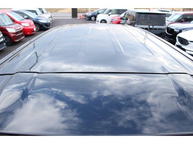 セレナ ｅ－パワー　ハイウェイスターＶ　車検整備付　衝突軽減ブレーキ　フリップダウンモニター　ナビ　ＴＶ　バックモニター　アラウンドビューモニター　両側パワースライドドア　ＬＥＤヘッドライト　Ｂｌｕｅｔｏｏｔｈ接続　純正アルミホイール（43枚目）