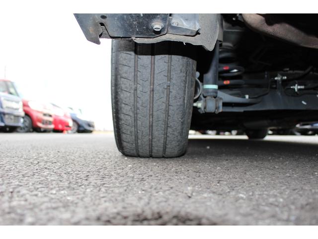 セレナ ｅ－パワー　ハイウェイスターＶ　車検整備付　衝突軽減ブレーキ　フリップダウンモニター　ナビ　ＴＶ　バックモニター　アラウンドビューモニター　両側パワースライドドア　ＬＥＤヘッドライト　Ｂｌｕｅｔｏｏｔｈ接続　純正アルミホイール（54枚目）