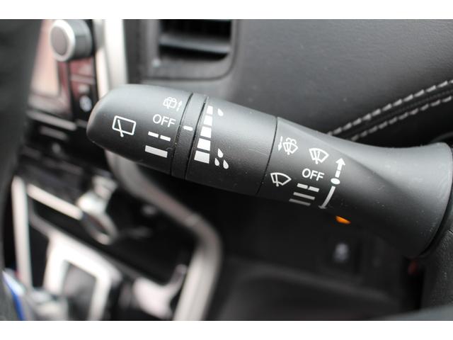 セレナ ｅ－パワー　ハイウェイスターＶ　車検整備付　衝突軽減ブレーキ　フリップダウンモニター　ナビ　ＴＶ　バックモニター　アラウンドビューモニター　両側パワースライドドア　ＬＥＤヘッドライト　Ｂｌｕｅｔｏｏｔｈ接続　純正アルミホイール（64枚目）