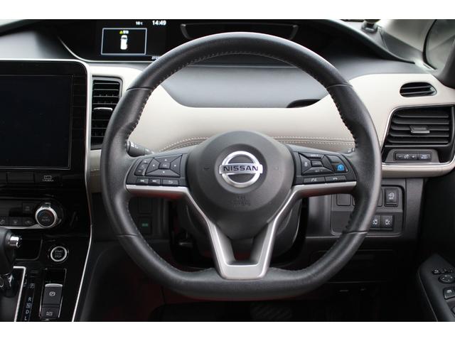 セレナ ハイウェイスターＶ　車検整備付　衝突軽減ブレーキ　ナビＴＶ　バックモニター　アラウンドビューモニター　両側パワースライドドア　２トーンカラー　純正アルミホイール　ＥＴＣ　Ｂｌｕｅｔｏｏｔｈ接続　アイドリングストップ（33枚目）