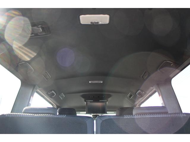 ヴォクシー ハイブリッドＺＳ　車検整備付　衝突軽減ブレーキ　フリップダウンモニター　ナビＴＶバックモニター　両側パワースライドドアＥＴＣ　Ｂｌｕｅｔｏｏｔｈ　純正アルミホイール　シートヒーター　オートハイビーム　クルーズコントール（16枚目）