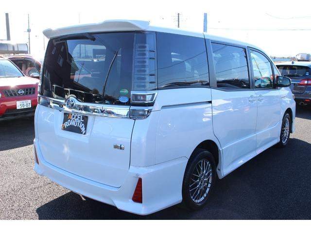 ヴォクシー ハイブリッドＺＳ　車検整備付　衝突軽減ブレーキ　フリップダウンモニター　ナビＴＶバックモニター　両側パワースライドドアＥＴＣ　Ｂｌｕｅｔｏｏｔｈ　純正アルミホイール　シートヒーター　オートハイビーム　クルーズコントール（38枚目）