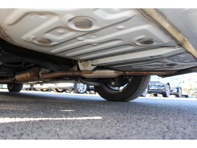 ヴォクシー ハイブリッドＺＳ　車検整備付　衝突軽減ブレーキ　フリップダウンモニター　ナビＴＶバックモニター　両側パワースライドドアＥＴＣ　Ｂｌｕｅｔｏｏｔｈ　純正アルミホイール　シートヒーター　オートハイビーム　クルーズコントール（59枚目）