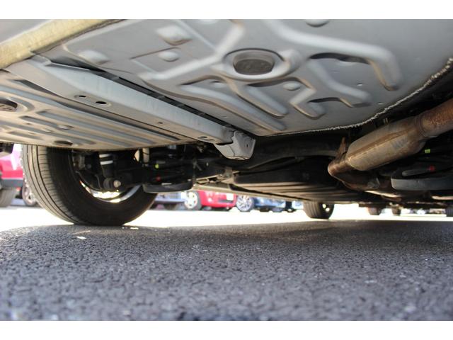 ヴォクシー ハイブリッドＺＳ　車検整備付　衝突軽減ブレーキ　フリップダウンモニター　ナビＴＶバックモニター　両側パワースライドドアＥＴＣ　Ｂｌｕｅｔｏｏｔｈ　純正アルミホイール　シートヒーター　オートハイビーム　クルーズコントール（60枚目）