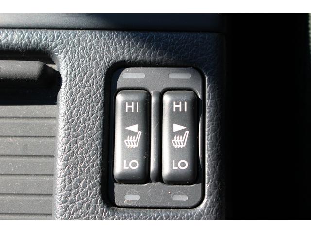 レヴォーグ 1.6GTアイサイト Vスポーツ 車検整備付 衝突軽減ブレーキ 禁煙車 記録簿 ナビTV バックモニター Bluetooth接続 パワーシート シートヒーター 純正アルミホイール クルーズコントール コーナーセンサー フォグランプ(12枚目)