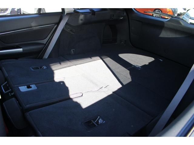 レヴォーグ 1.6GTアイサイト Vスポーツ 車検整備付 衝突軽減ブレーキ 禁煙車 記録簿 ナビTV バックモニター Bluetooth接続 パワーシート シートヒーター 純正アルミホイール クルーズコントール コーナーセンサー フォグランプ(32枚目)