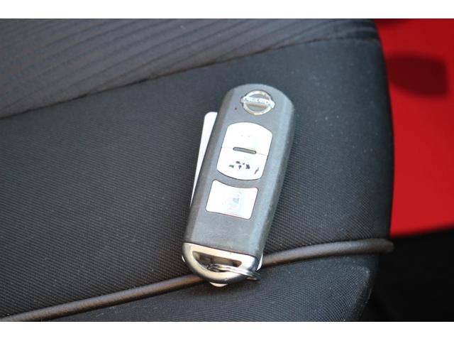 ラフェスタ ハイウェイスターＧ　車検整備付　バックカメラ　ナビ　ＴＶ　両側スライド・片側電動　オートライト　ＨＩＤ　スマートキー　アイドリングストップ　電動格納ミラー　３列シート　ウォークスルー　ＡＴ　アルミホイール　ＣＤ　ＵＳＢ（10枚目）