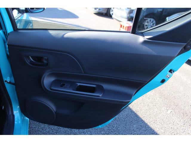 アクア S ETC バックカメラ TV クリアランスソナー レーンアシスト 衝突被害軽減システム オートマチックハイビーム オートライト スマートキー 電動格納ミラー CVT 盗難防止システム 衝突安全ボディ(27枚目)