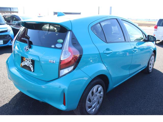 アクア S ETC バックカメラ TV クリアランスソナー レーンアシスト 衝突被害軽減システム オートマチックハイビーム オートライト スマートキー 電動格納ミラー CVT 盗難防止システム 衝突安全ボディ(37枚目)