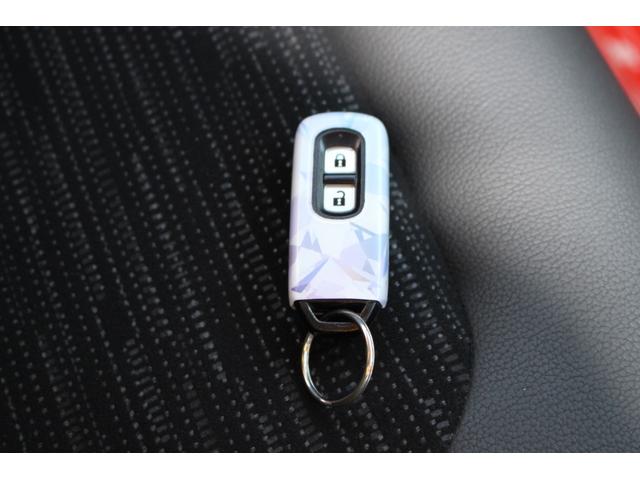 Ｎ－ＯＮＥ プレミアム　ツアラー　車検整備付　ＥＴＣ　バックカメラ　ナビ　ＴＶ　オートクルーズコントロール　衝突軽減システム　オートライト　ＨＩＤ　スマートキー　アイドリングストップ　電格ミラー　ベンチシート　ＣＶＴ　盗難防止システム（9枚目）