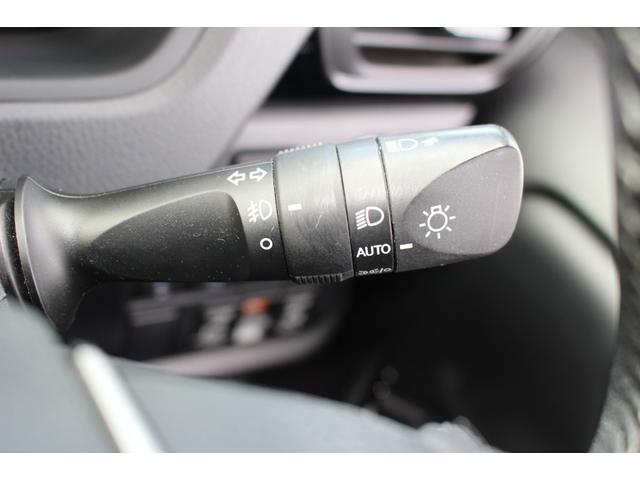 ヴォクシー ハイブリッドZS 煌III 1年保証付 車検整備付 後席モニター バックカメラ ナビ クリアランスソナー オートクルーズコントロール レーンアシスト 衝突軽減システム 両側電動スライドドア オートマチックハイビーム オートライト(68枚目)