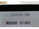 ヴォクシー ハイブリッドＳ－Ｇ　全国対応２年保証付　車検整備付　衝突軽減ブレーキ　ナビ　ＴＶ　バックモニター　両側パワースライドドア　ＥＴＣ　スマートキー　アイドリングストップ　コーナーセンサー　オートハイビーム　純正アルミホイール（8枚目）