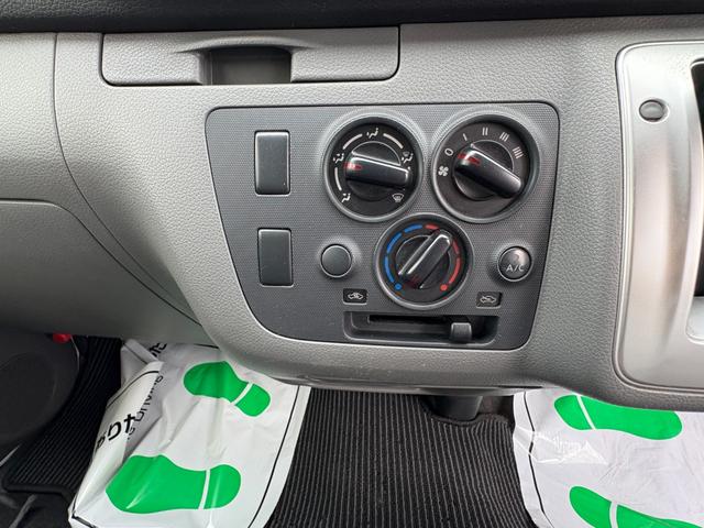 ＮＶ３５０キャラバンバン 　冷蔵冷凍車　クーリングバン　５〜２０度設定　オートマ車　バックカメラ　両側スライドドア　サーモキング製冷凍機　普通免許　オートマ限定ＯＫ　ナビ　バックカメラ　３人乗り　１．２５ｔ積み　キーレス（35枚目）