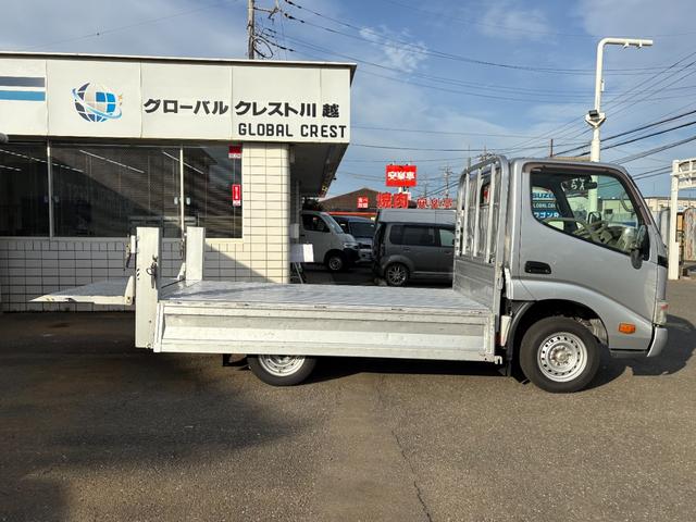 トヨエース シングルジャストロー　パワーリフト　　リフト６００Ｋｇ積み　オートマ　１ｔ積み　３人乗り　エアコン　パワステ　パワーウインドウ　ＡＢＳ　運転席・助手席エアバック（18枚目）