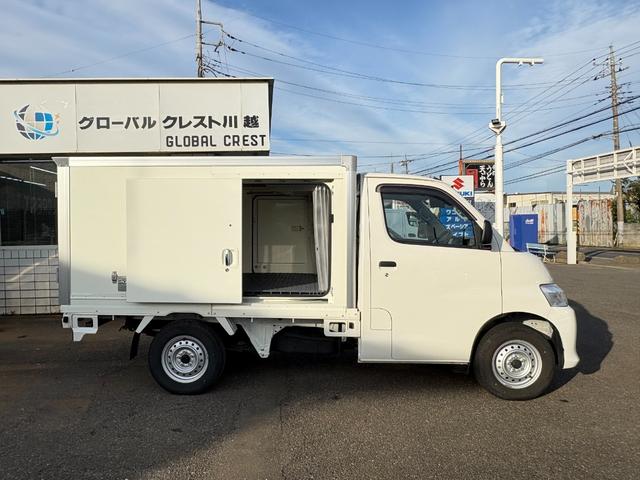 ボンゴトラック 冷蔵冷凍車 低温ー15度〜+30度設定 コールドスター製冷凍機 両側サイドドア オートマ 600Kg積み キーレス ETC ナビ ワンセグTV 床ステン すのこ付き 衝突軽減装置 アイドリングストップ(6枚目)