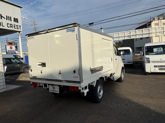 ボンゴトラック 冷蔵冷凍車 低温ー15度〜+30度設定 コールドスター製冷凍機 両側サイドドア オートマ 600Kg積み キーレス ETC ナビ ワンセグTV 床ステン すのこ付き 衝突軽減装置 アイドリングストップ(11枚目)