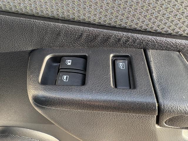 ボンゴトラック 冷蔵冷凍車 低温ー15度〜+30度設定 コールドスター製冷凍機 両側サイドドア オートマ 600Kg積み キーレス ETC ナビ ワンセグTV 床ステン すのこ付き 衝突軽減装置 アイドリングストップ(27枚目)