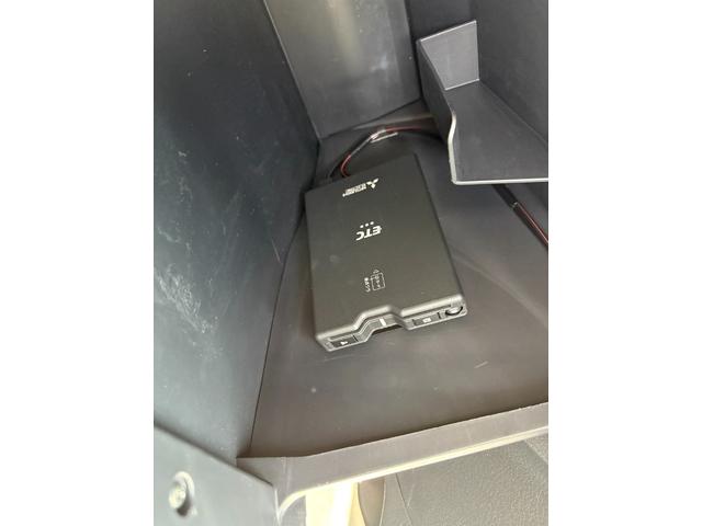 ボンゴトラック 冷蔵冷凍車 低温ー15度〜+30度設定 コールドスター製冷凍機 両側サイドドア オートマ 600Kg積み キーレス ETC ナビ ワンセグTV 床ステン すのこ付き 衝突軽減装置 アイドリングストップ(37枚目)