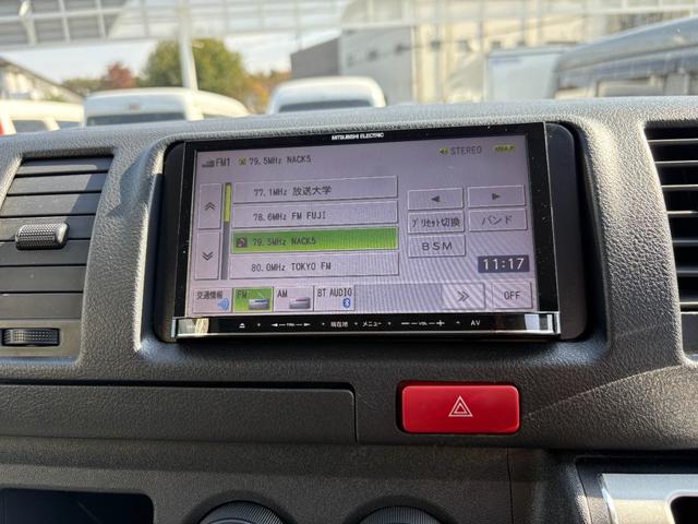 ハイエースバン 　パワーリフト付き　リフト２６０Ｋｇ積み　オートマ車　１．１５ｔ積み　ナビ　ＥＴＣ　バックカメラ　キーレス　ＡＢＳ　運転席エアバック　走行距離２７１００キロ　３人乗り（39枚目）