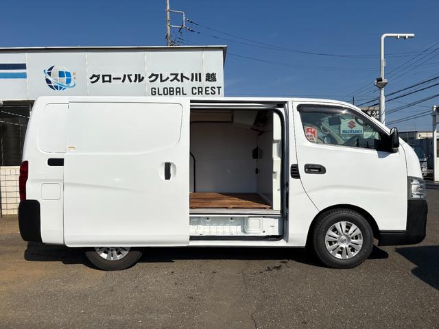 ＮＶ３５０キャラバンバン 　冷蔵冷凍車　サーモキング製冷凍機　クーリングバン　＋５〜＋２０度設定（8枚目）