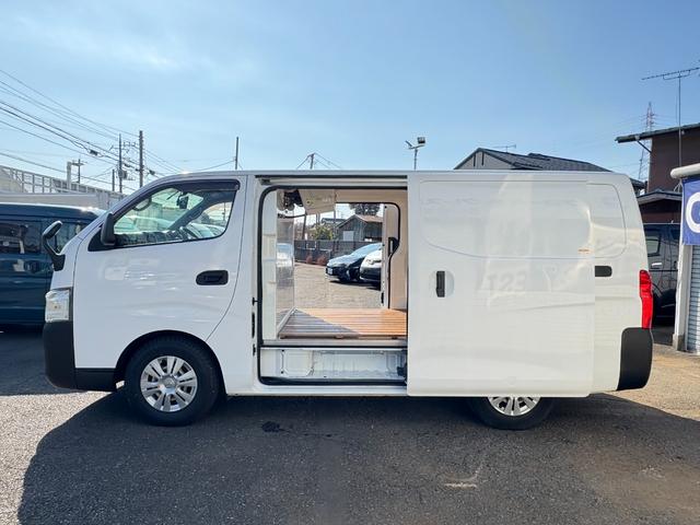 ＮＶ３５０キャラバンバン 　冷蔵冷凍車　サーモキング製冷凍機　クーリングバン　＋５〜＋２０度設定（10枚目）