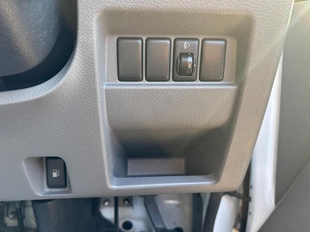 ＮＶ３５０キャラバンバン 　冷蔵冷凍車　サーモキング製冷凍機　クーリングバン　＋５〜＋２０度設定（31枚目）