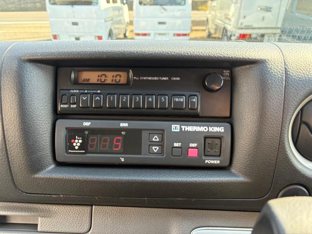 ＮＶ３５０キャラバンバン 　冷蔵冷凍車　サーモキング製冷凍機　クーリングバン　＋５〜＋２０度設定（39枚目）